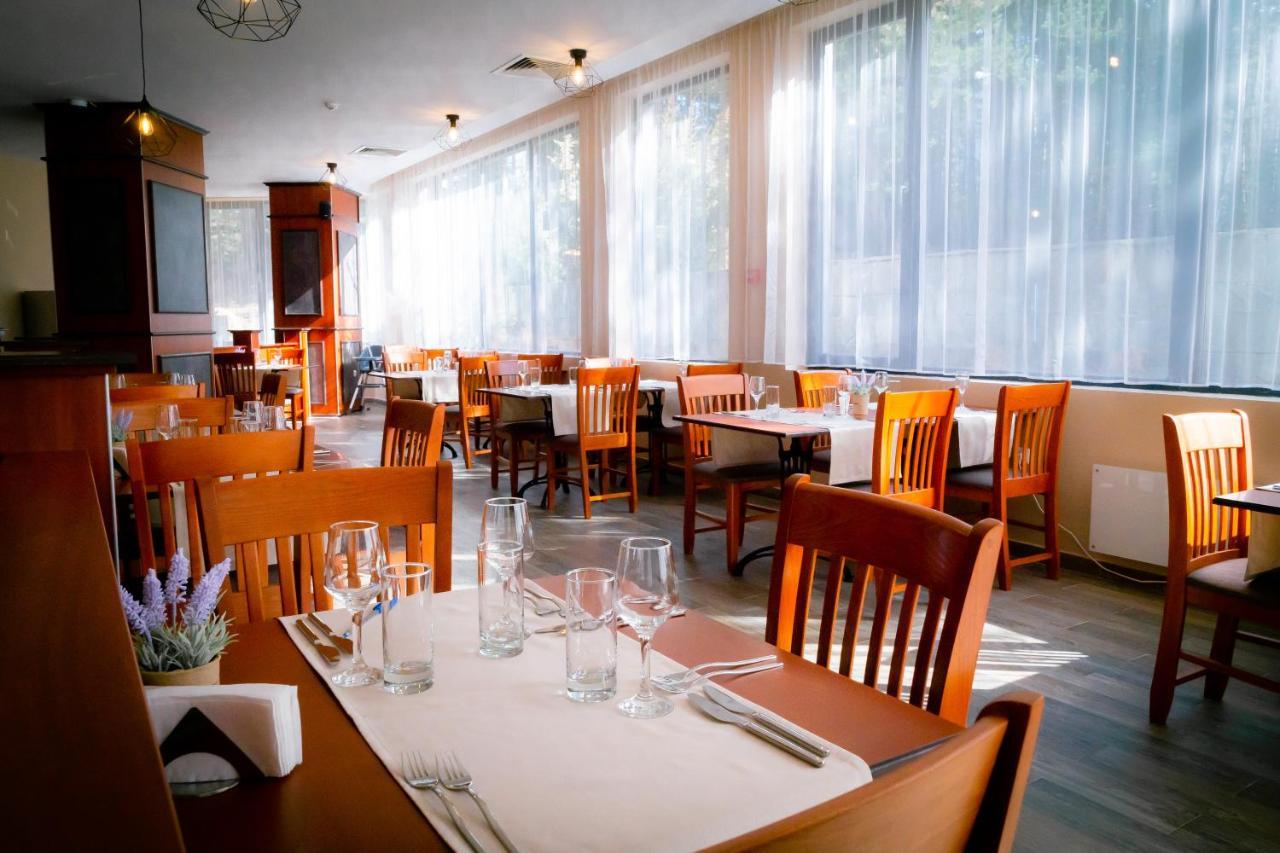 Apart Hotel Sirona Bansko Luaran gambar